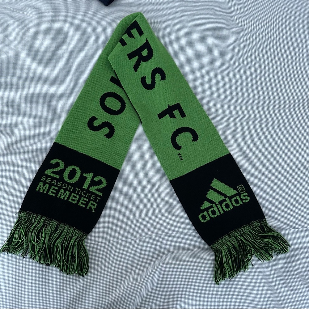 MLS Sale! Five Seattle Sounders FC Soccer Season Tix Holder Scarves! - Picture 6 of 16
